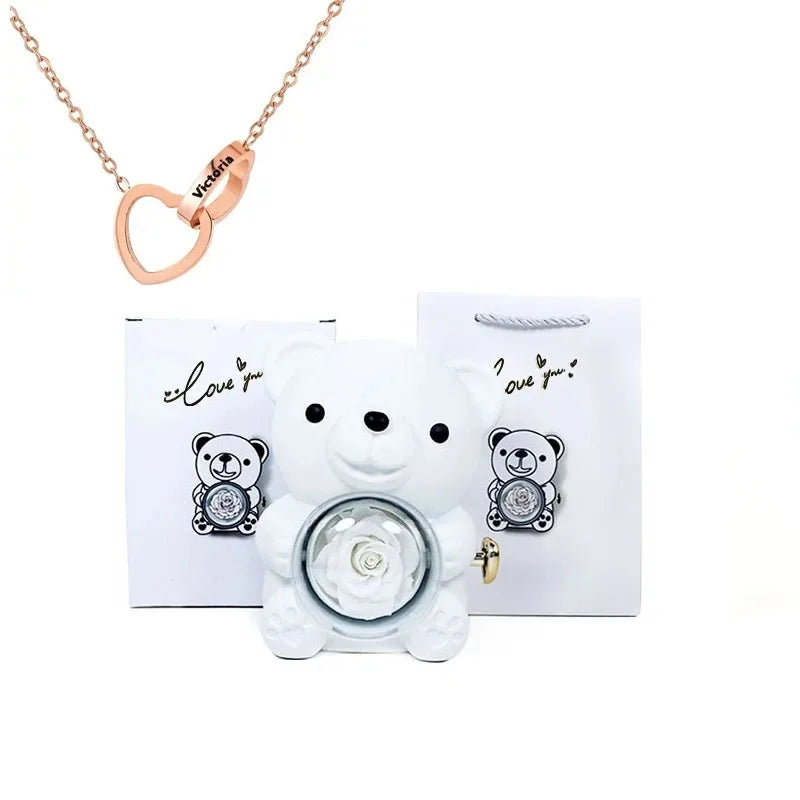 LovelyPresents – Luxe Eternal Rose Teddy Bear met Gepersonaliseerde Naamketting